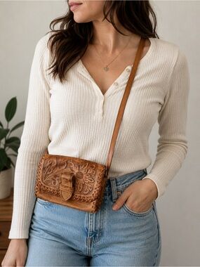 Vintage Hand-Tooled Leather Floral Crossbody Bag Boho Western Southwestern